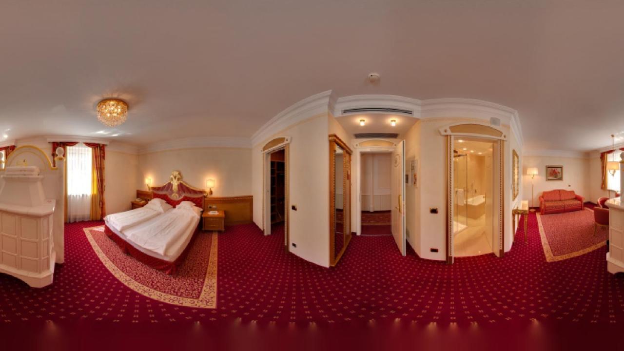 Cityhotel Goldener Adler B&B Киуза Екстериор снимка